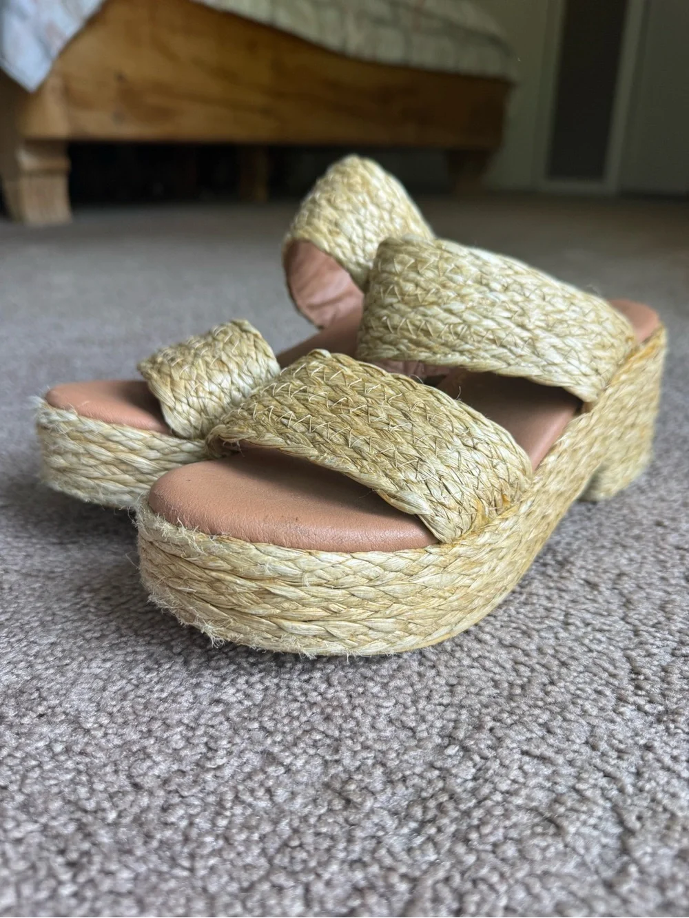Beach by Matisse Raffia Platform Sandals Sz 8